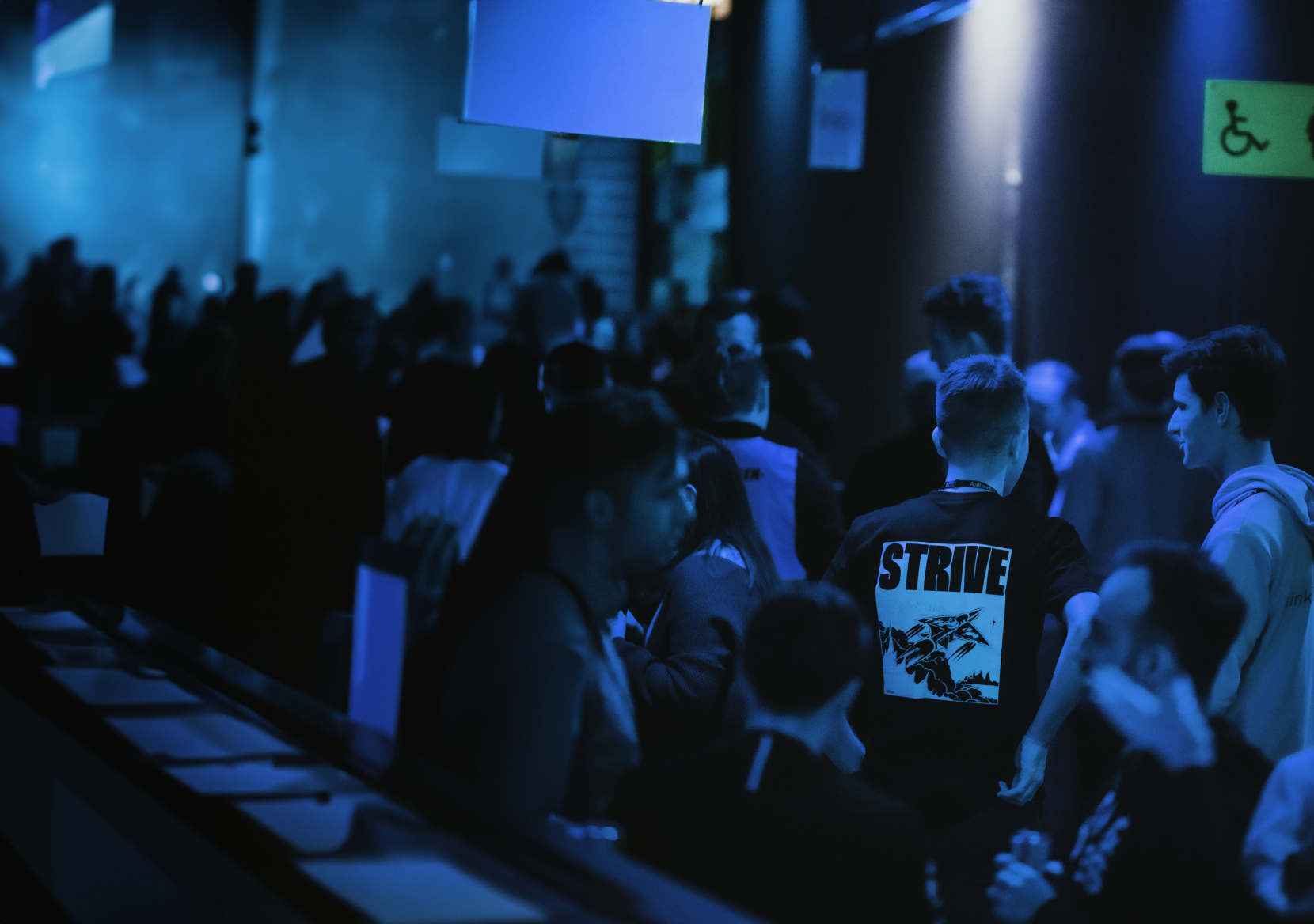 STRIVE CRAWL Kaapelitehdas