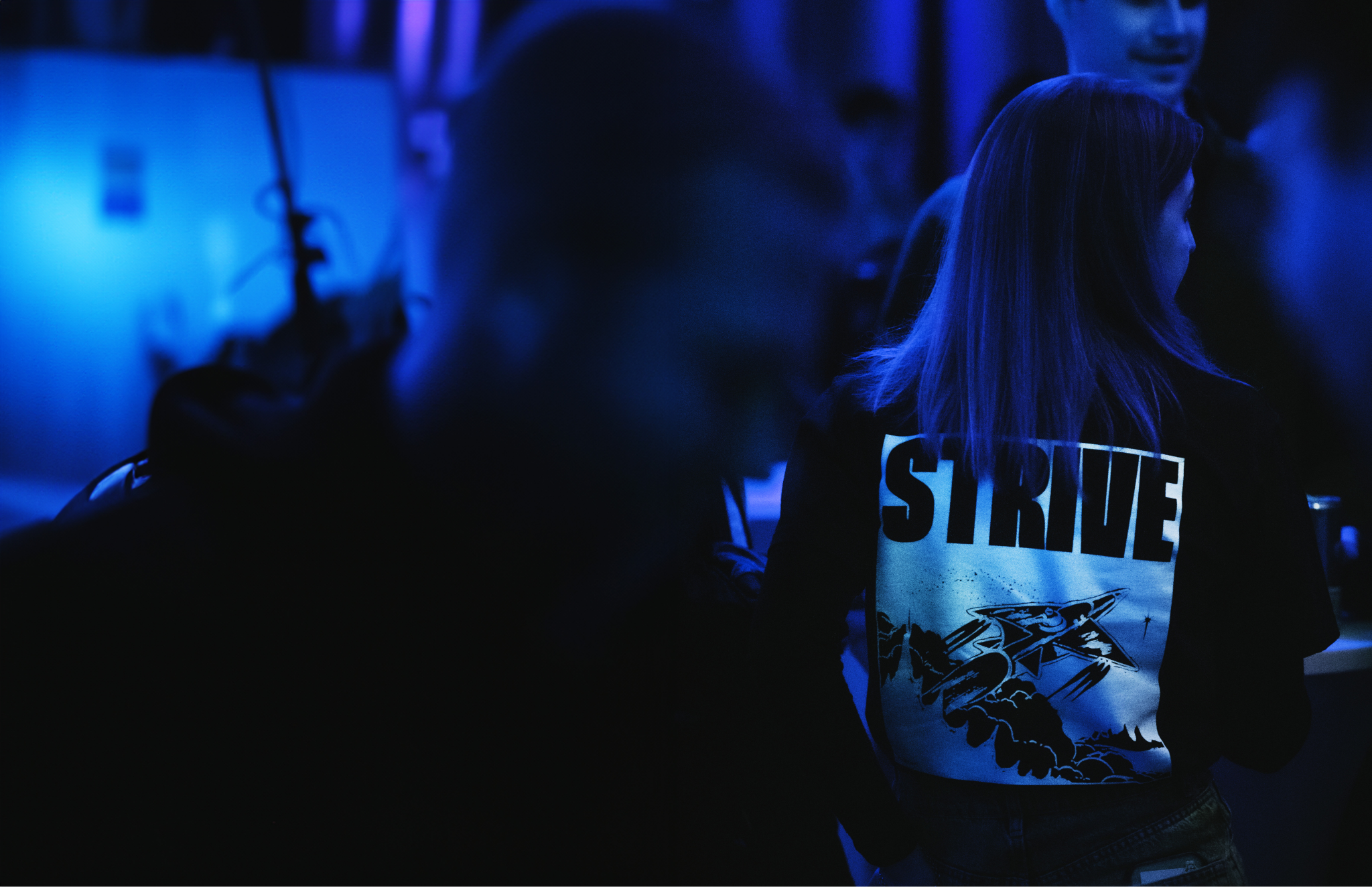 STRIVE CRAWL T-shirt